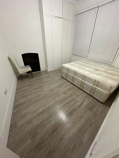 Beautiful Double Room N16 - Close to Stamford Hill Main Photo