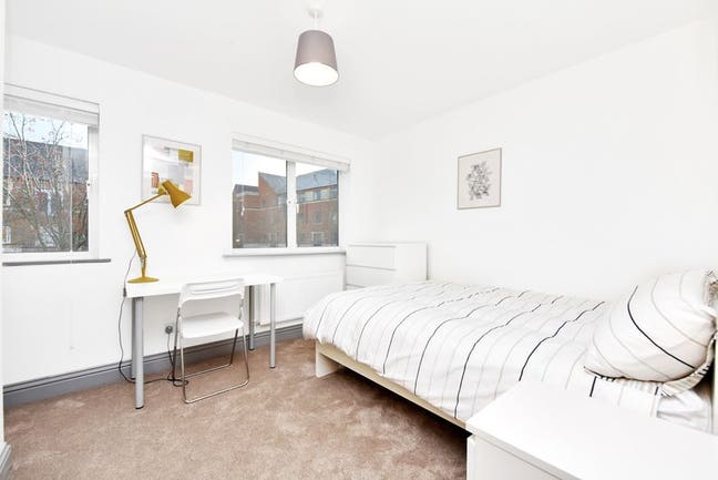 Double Ensuite Room -Bills & Wifi included Main Photo