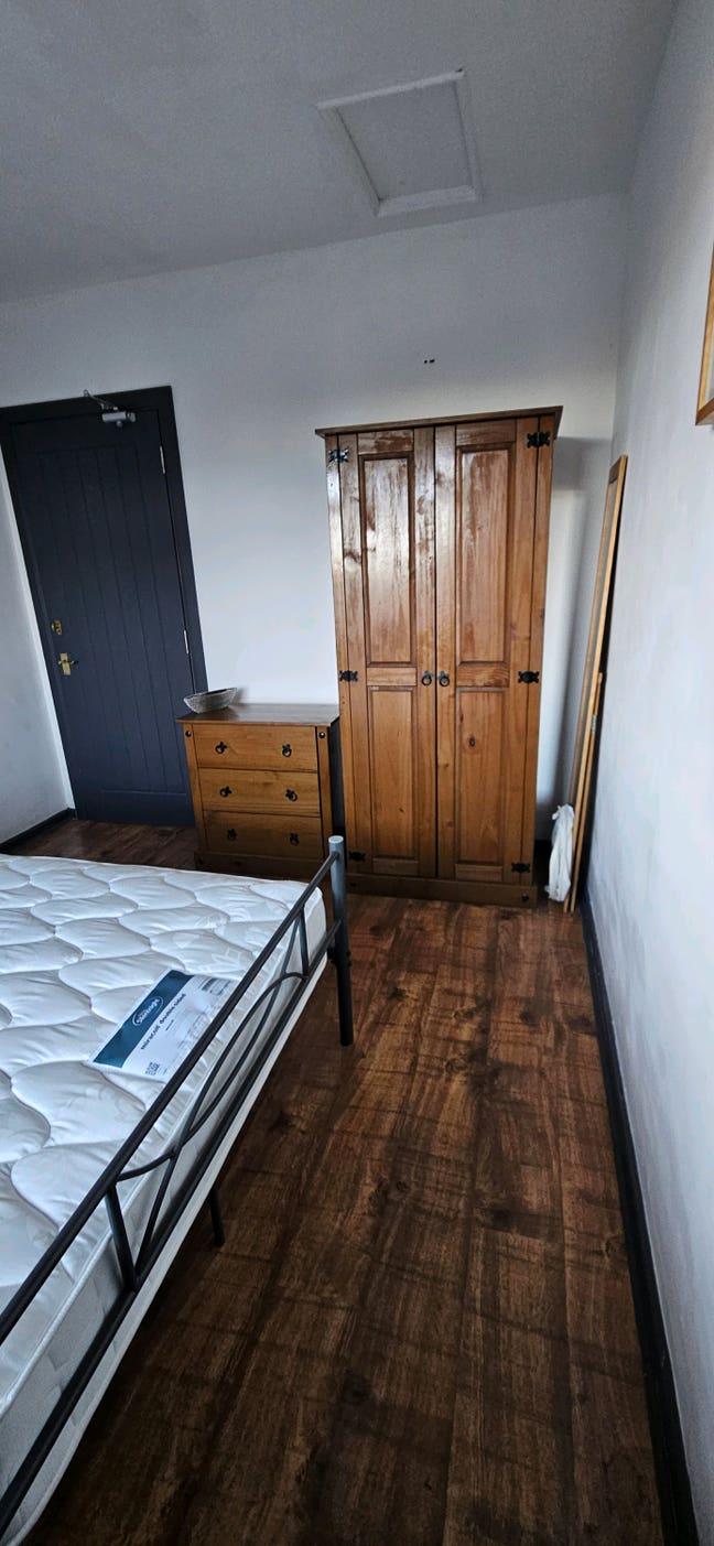 Shared  Killingbeck 1st month halfprice ⬇️ Main Photo