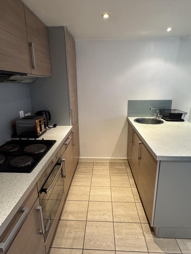 2 Furnished Double Rooms - Trinity One Main Photo