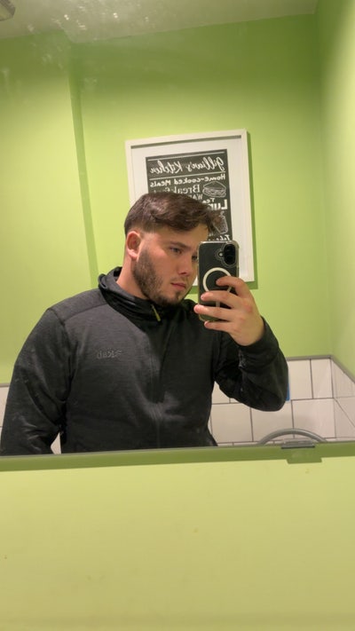Looking for a double room! 🙂 Main Photo