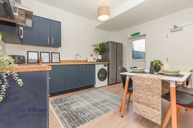 Modern Bolton Ensuite Stylish Ensuite Rooms  Main Photo