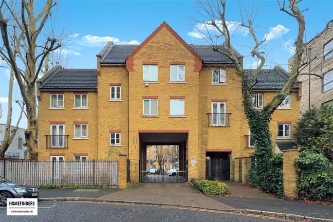 2 Bedroom Property to let on Canning Town E16!! Main Photo