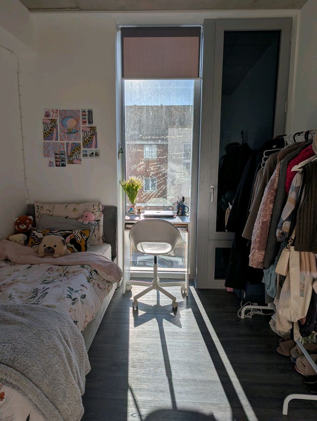 Single room in a friendly 3-bed flat Main Photo