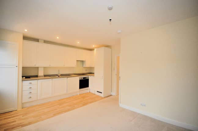 Modern 1 Bedroom Flat in Fitzrovia Main Photo