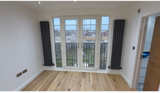 Newly built loft with separate toilet Main Photo