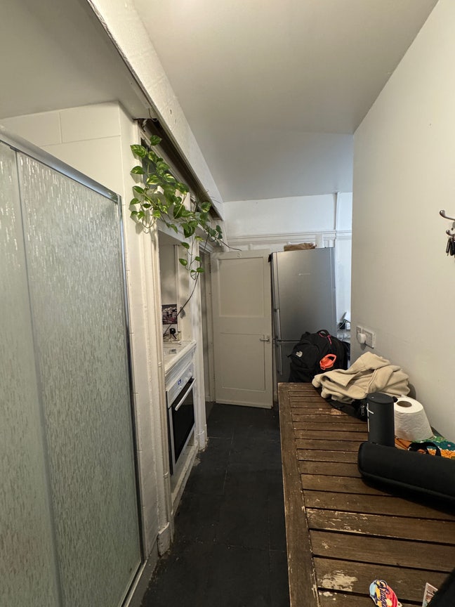 Room in basement  Main Photo