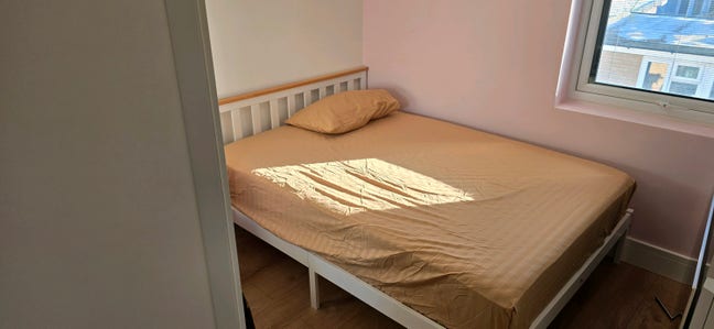Double Room in a Muslim family home, East Ham E6 Main Photo