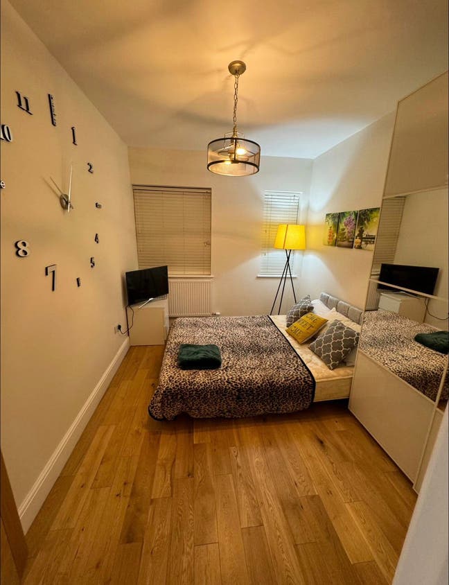 Comfortable Rooms Available Near Finchley Central  Main Photo