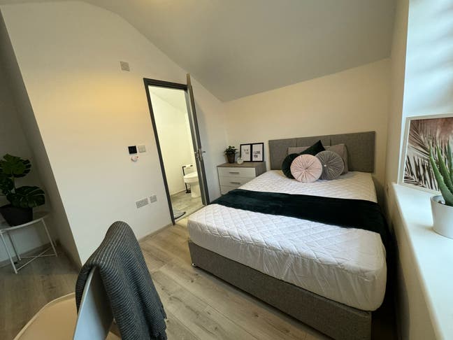  En-Suite Room in George Street,Worksop,S80 1QJ Main Photo