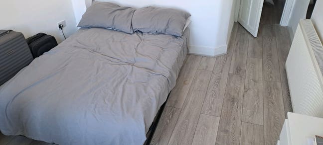 Room available in Seven Sisters Main Photo