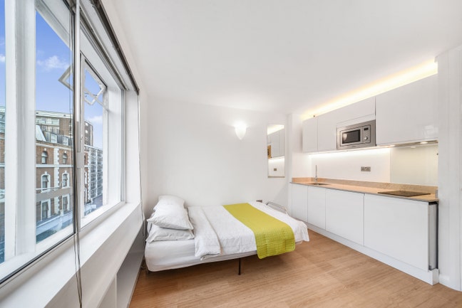 Studio for rent in Bayswater Main Photo