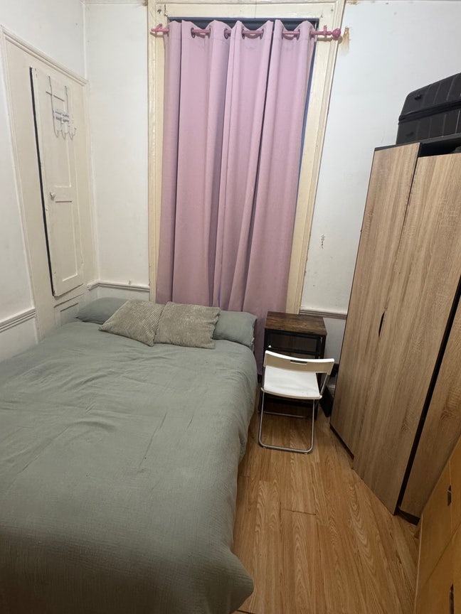 Double Room W1H — Priced to Go — Available Now Main Photo