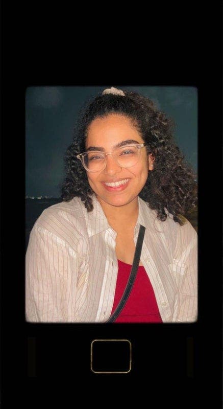 Professional Female seeks a single or double room Main Photo