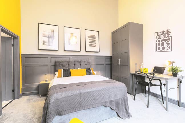 Luxury En-suite room - Close to Bury Centre (148) Main Photo