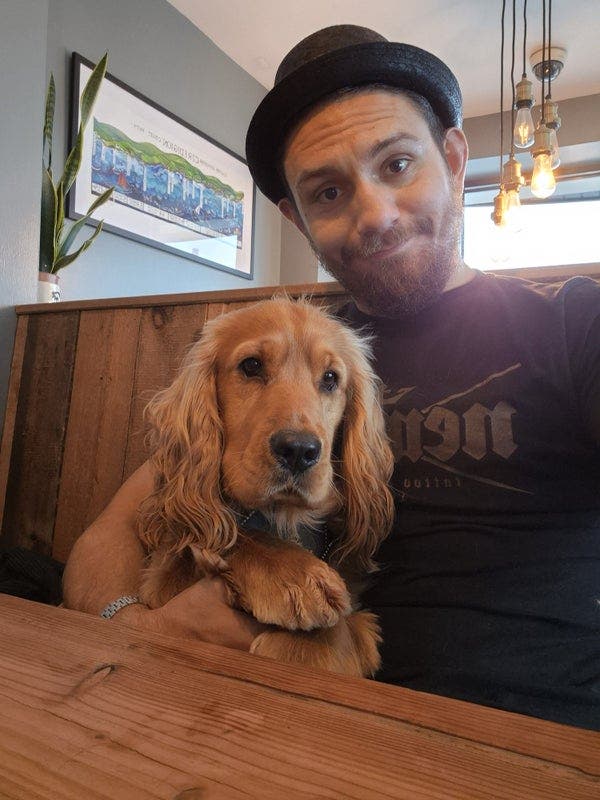 Professional Male seeks a double room Main Photo