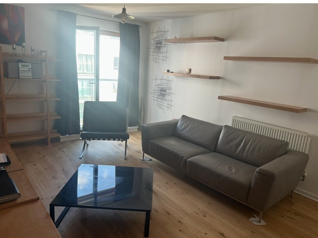 Beautiful One Bed in Award Winning Development Main Photo