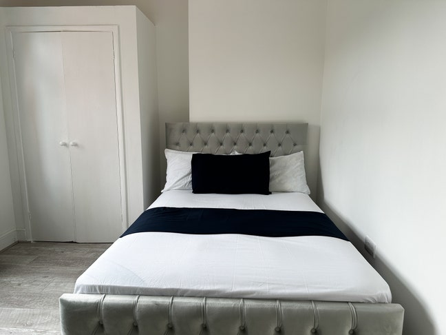 Bright Single Room 3 Mins from Jubilee Line Main Photo