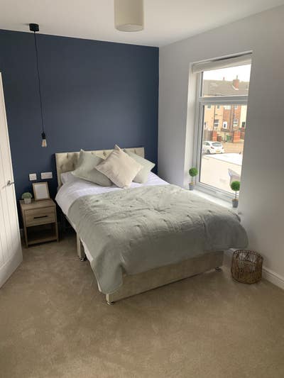 Double Room with En-Suite Available Now! Main Photo