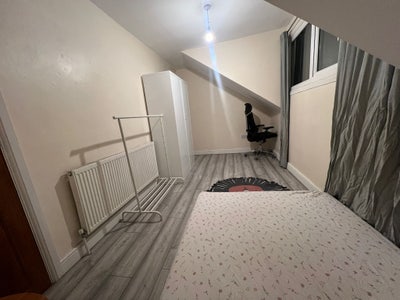 Semi Double Room Main Photo