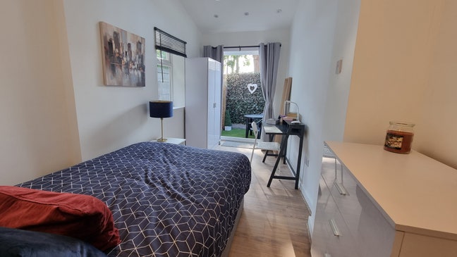 Cozy One Bedroom Flat, All Bills Included!!! Main Photo