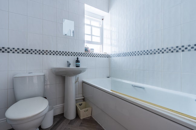 Double Room in Modern Professional Flat - Redland Main Photo