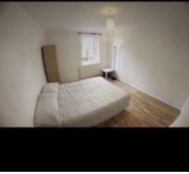 Spacious Double Room In Cockfosters En4 Main Photo