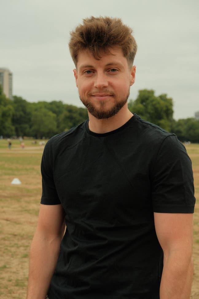 Entrepreneur looking for housemates in East London Main Photo