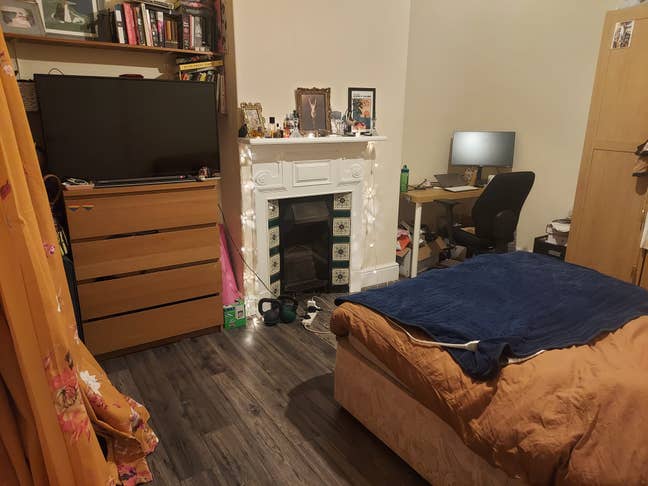 Double bedroom in a fantastic location Main Photo