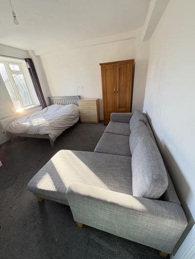 Room with Balcony available King’s Cross &pound;1,200pcm Main Photo