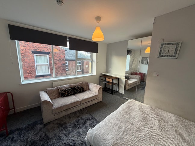 24 St Thomas's Road, Chorley Main Photo