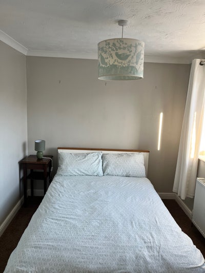 Spare Double Room to Rent – DH6 Main Photo