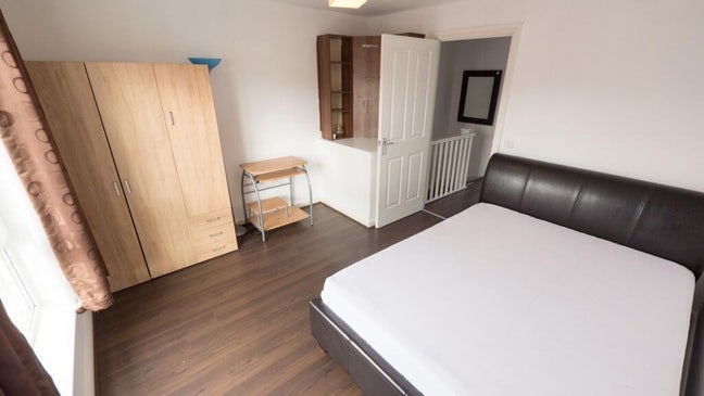 Room in a Shared House, Hitchen Street, M13 Main Photo