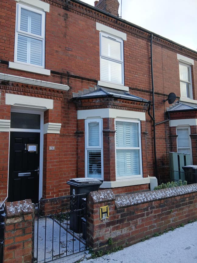 House for one person or one couple Main Photo