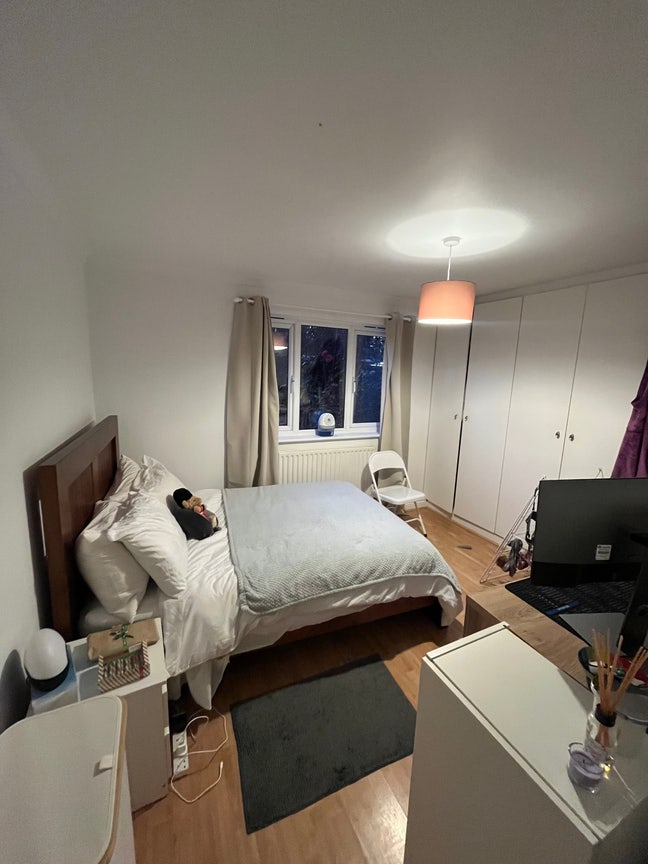 Room in lovely ground floor flat in Stockwell Main Photo