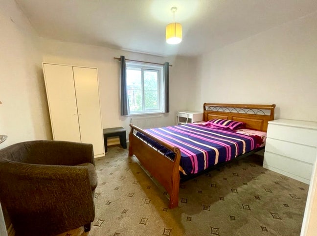 🔥4 Amazing Room in Prime Location+All Bill Includ Main Photo