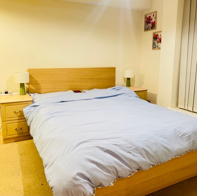 Room Available in 2bed flat Main Photo