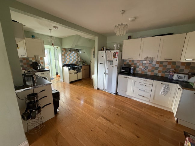 Double en-suite room near Addenbrookes and Trains Main Photo