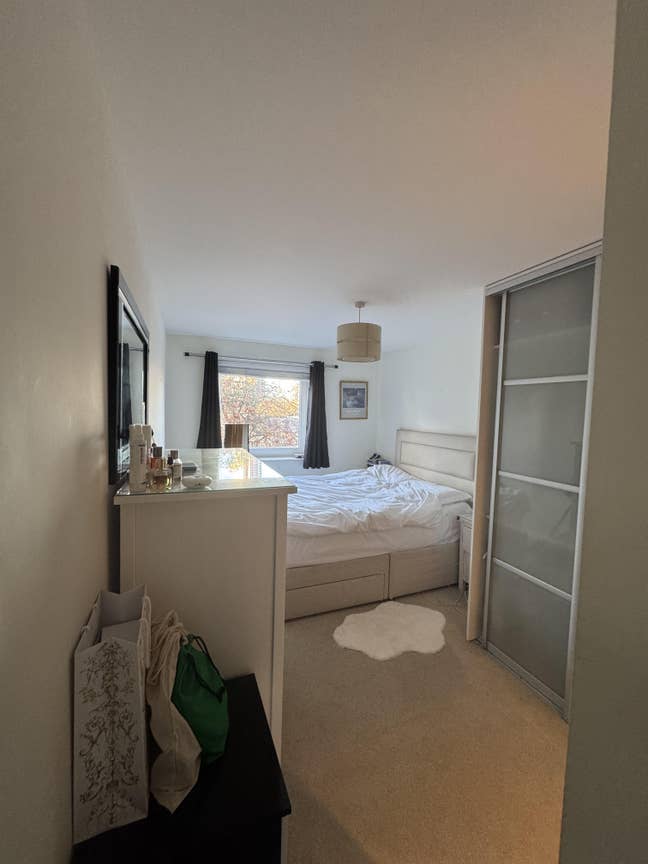 Double bathroom in Canada Water with own bathroom  Main Photo