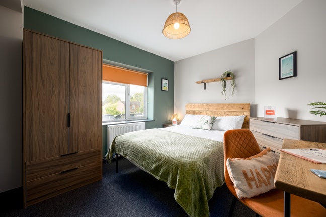 Stunning Ensuite Rooms on Clive Road 🏠 Main Photo