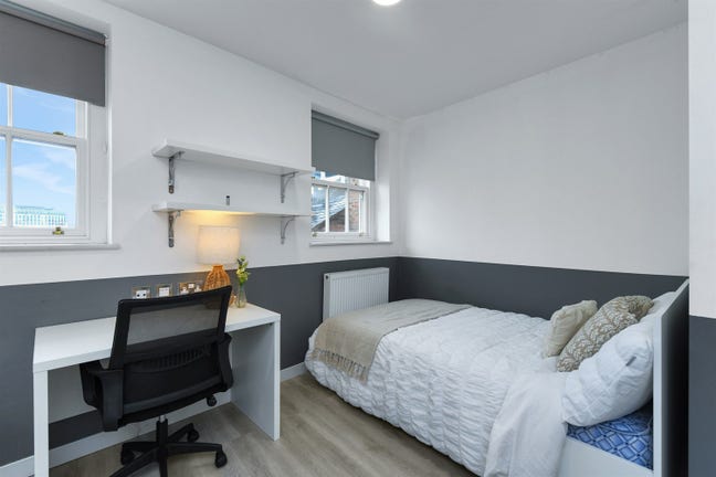 Studio flat, Nottingham centre Main Photo