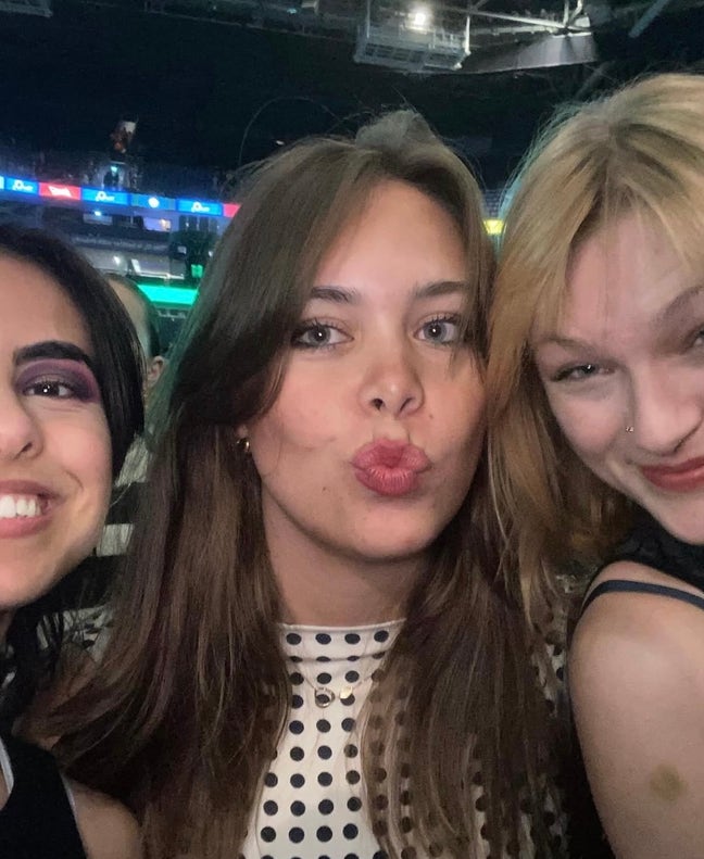 Looking for a double room in SW London! Main Photo