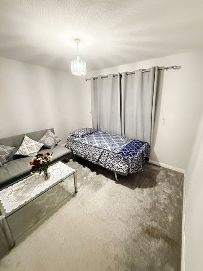 Single Bedroom Main Photo