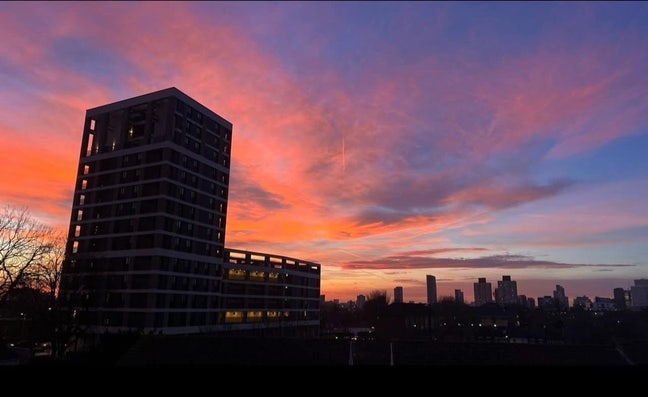  Double Room with Balcony to Rent in East London ✨ Main Photo