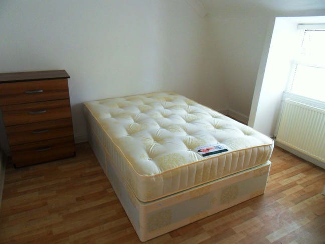 Room in Forest Gate  Main Photo