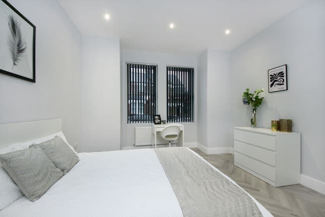 Large Modern Double Bedroom in Kensal Green Main Photo