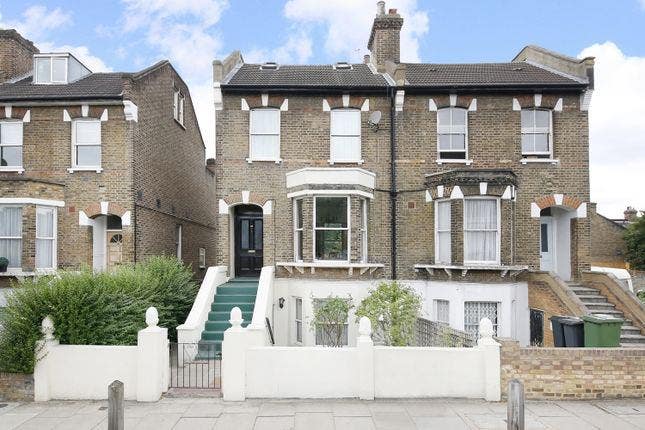 Large double room in Forest Hill with garden Main Photo