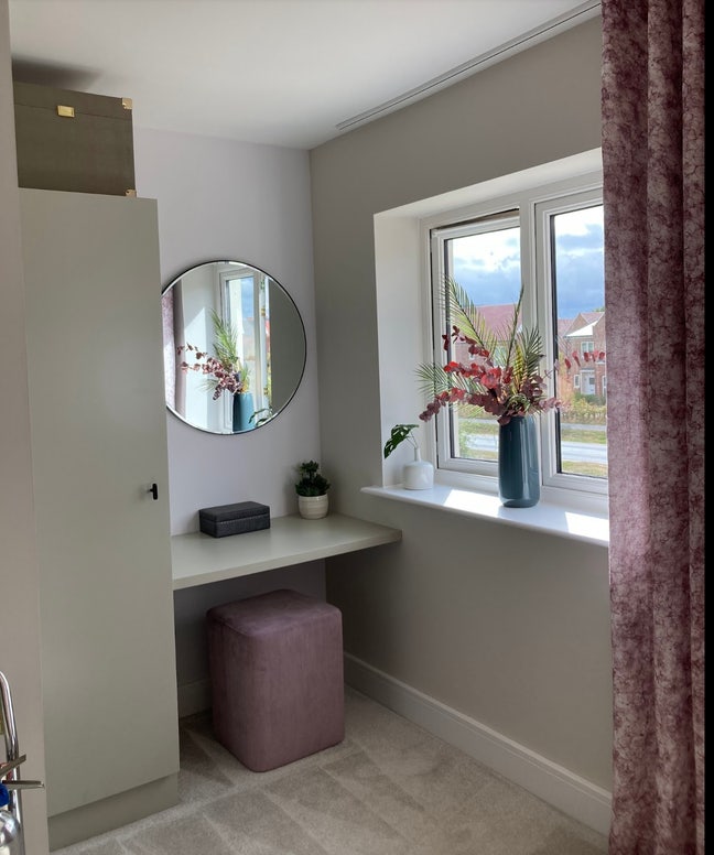 Double Furnished Room with kitchenette  Main Photo