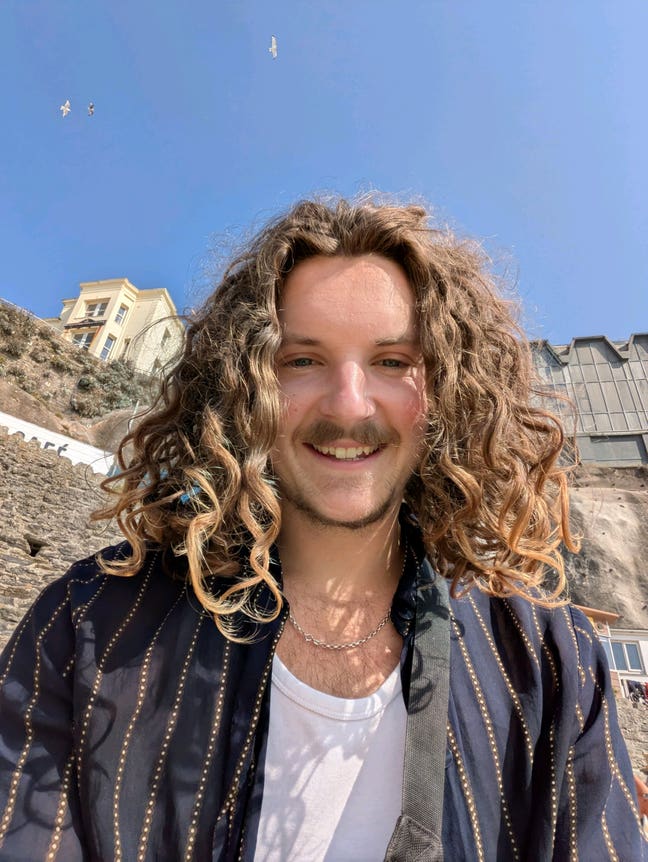 Looking for a double room starting Jan  Main Photo