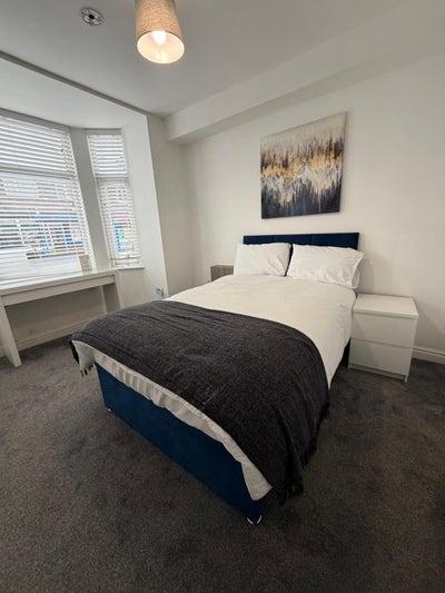 Single Room in shared HMO Main Photo